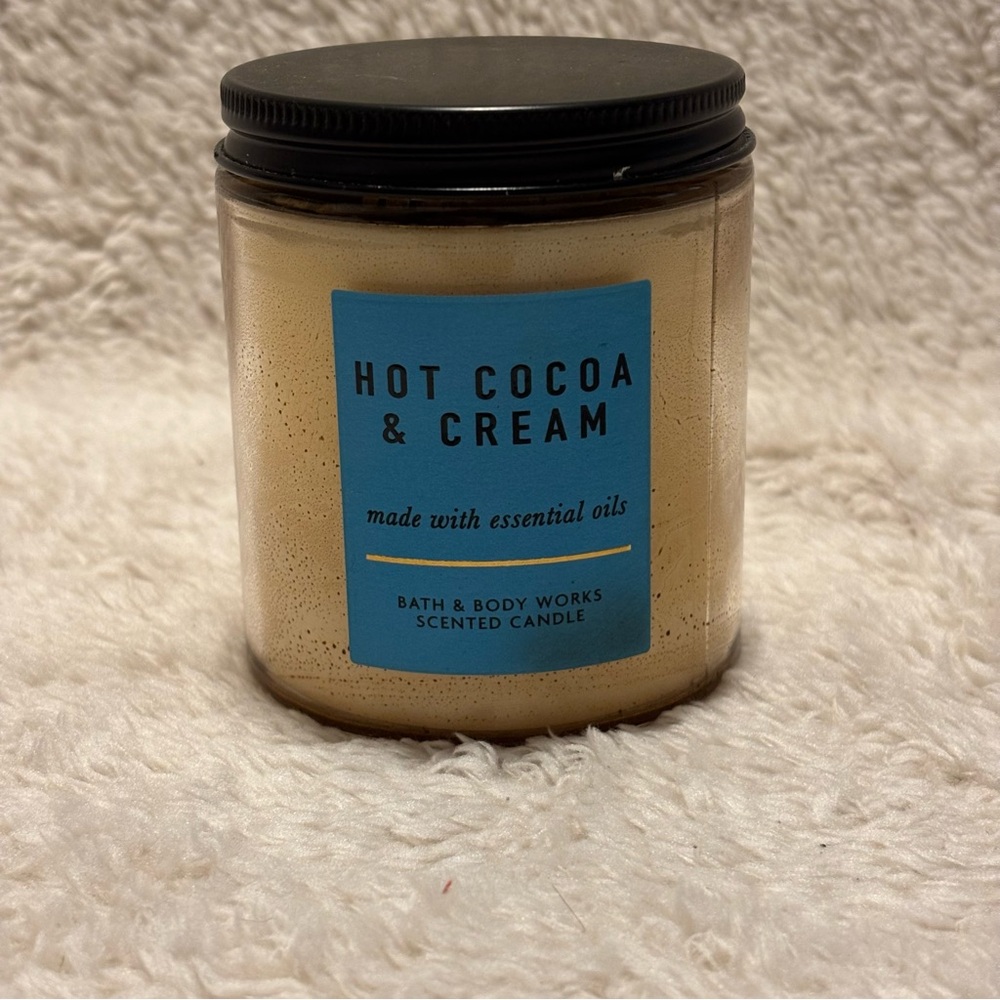 Hot Cocoa and Cream single wick candle